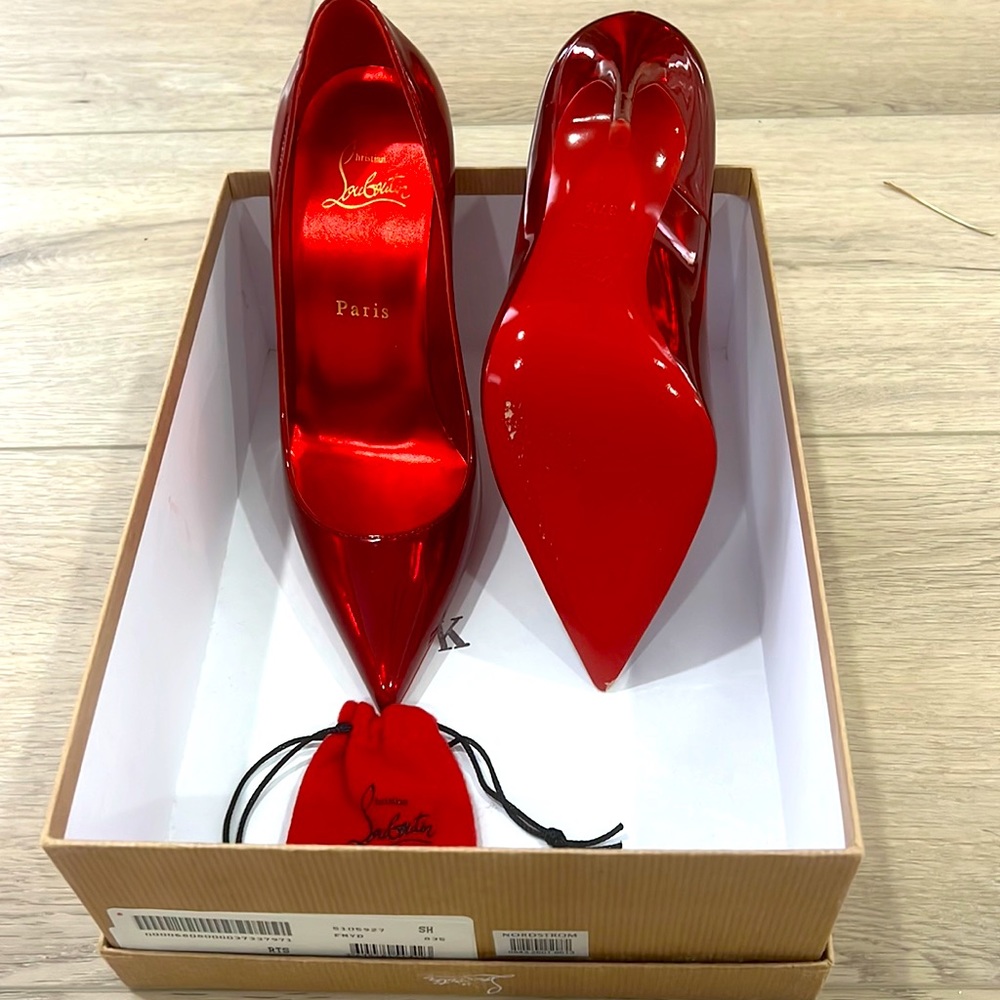 Christian Louboutin So Kate Psychic Pointed Toe Pumps